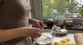 Выкинула всю химию из шкафа: смешиваю лимонные корки с содой и отмываю любую грязь в доме до блеска за копейки