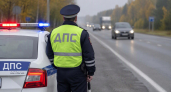 Под Курском Kia Rio врезалась в телегу с двумя лошадьми, пострадал возница