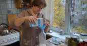 Хватит выбрасывать пластиковые бутылки: достаточно засыпать соль и получить 8 полезных приспособлений для дома