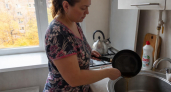 Заливаю ложку масла в кухонный слив перед уходом: простой лайфхак навсегда избавляет дом от затхлого запаха