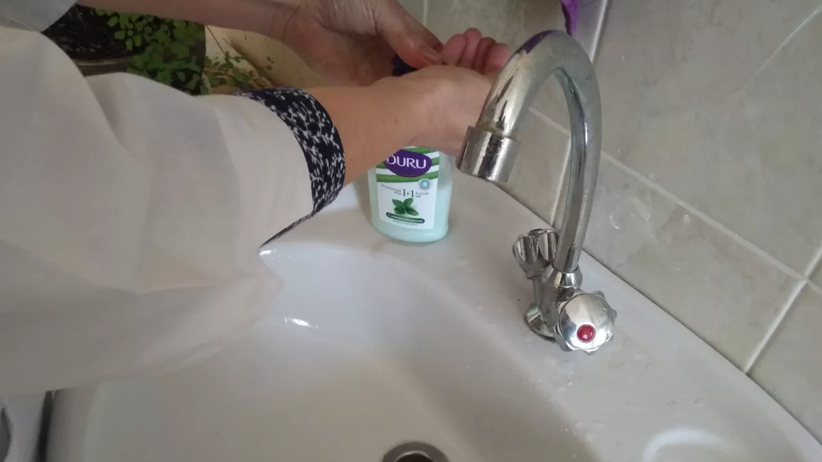 Хозяйственное мыло на всё и баня по субботам: как в СССР воспитывали чистоту и почему мы до сих пор моем руки перед едой