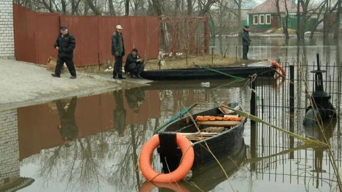 Курск готовит лодочные переправы для жителей из-за угрозы паводка