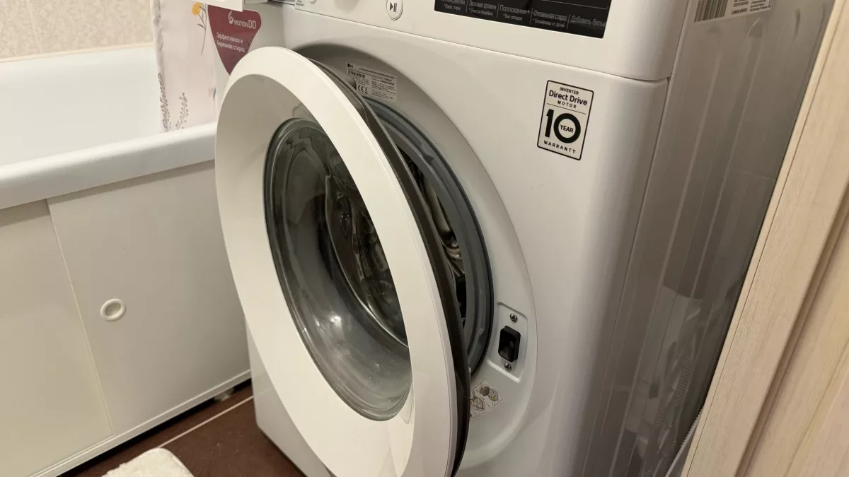 Эту резинку не чистят годами, а потом удивляются запаху: мастера знают простой приём — делимся