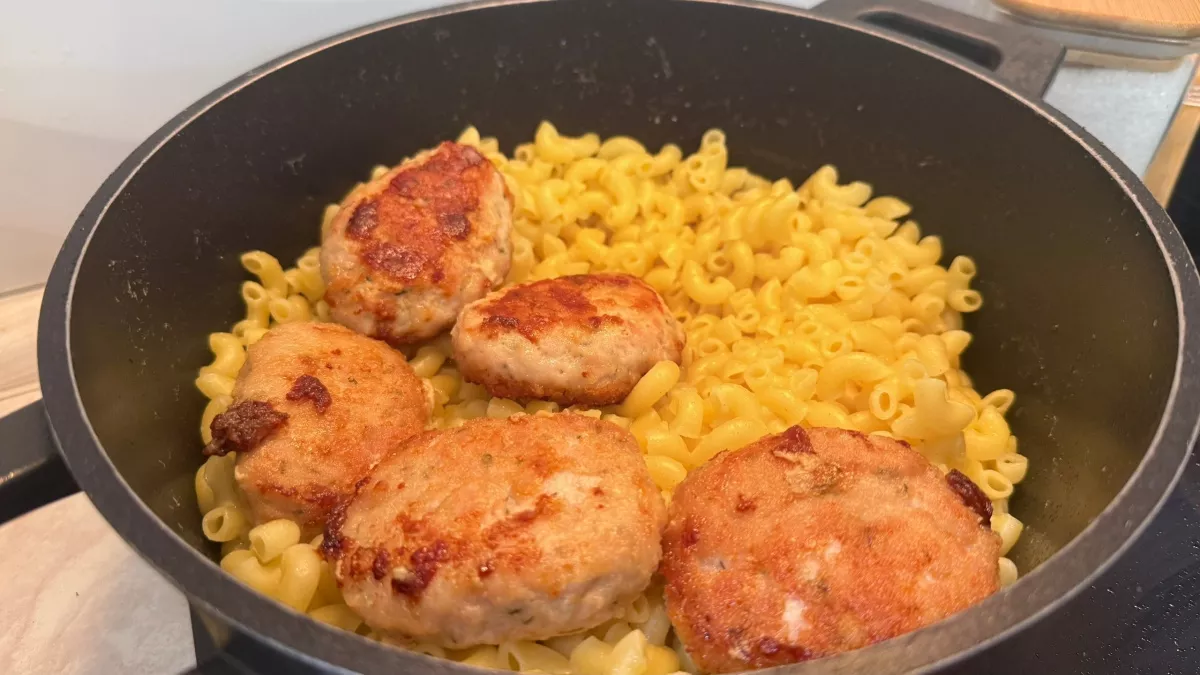 Два стакана — и ужин готов: секрет сочных котлет, который сэкономит вам время на целую неделю