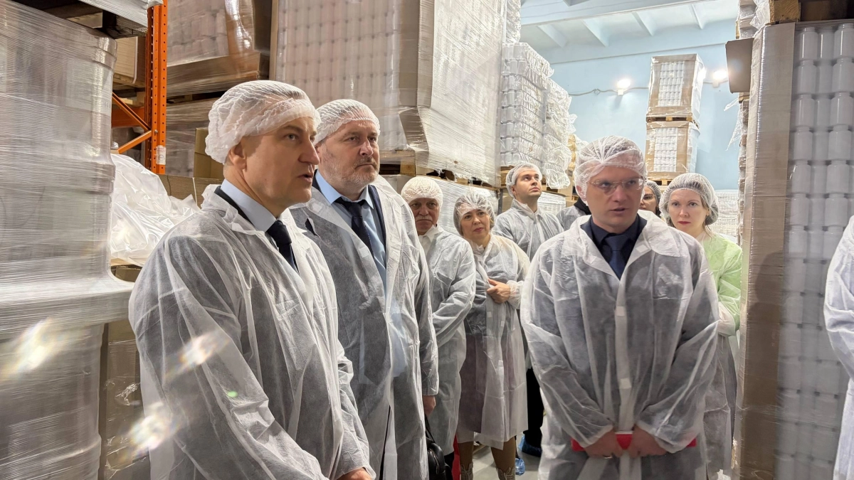 И.о. губернатора Чепик оценил импортозамещение на заводах Курской области