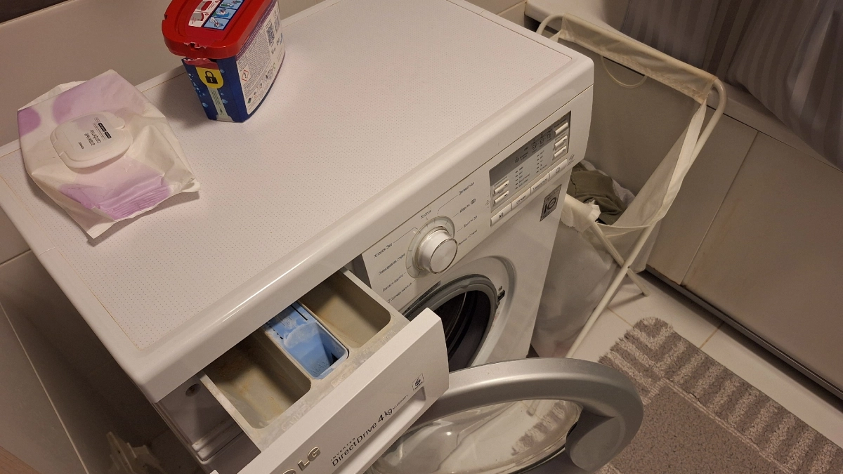 Секрет идеальной стирки из Франции: что добавить в машинку, чтобы вещи стали как новые