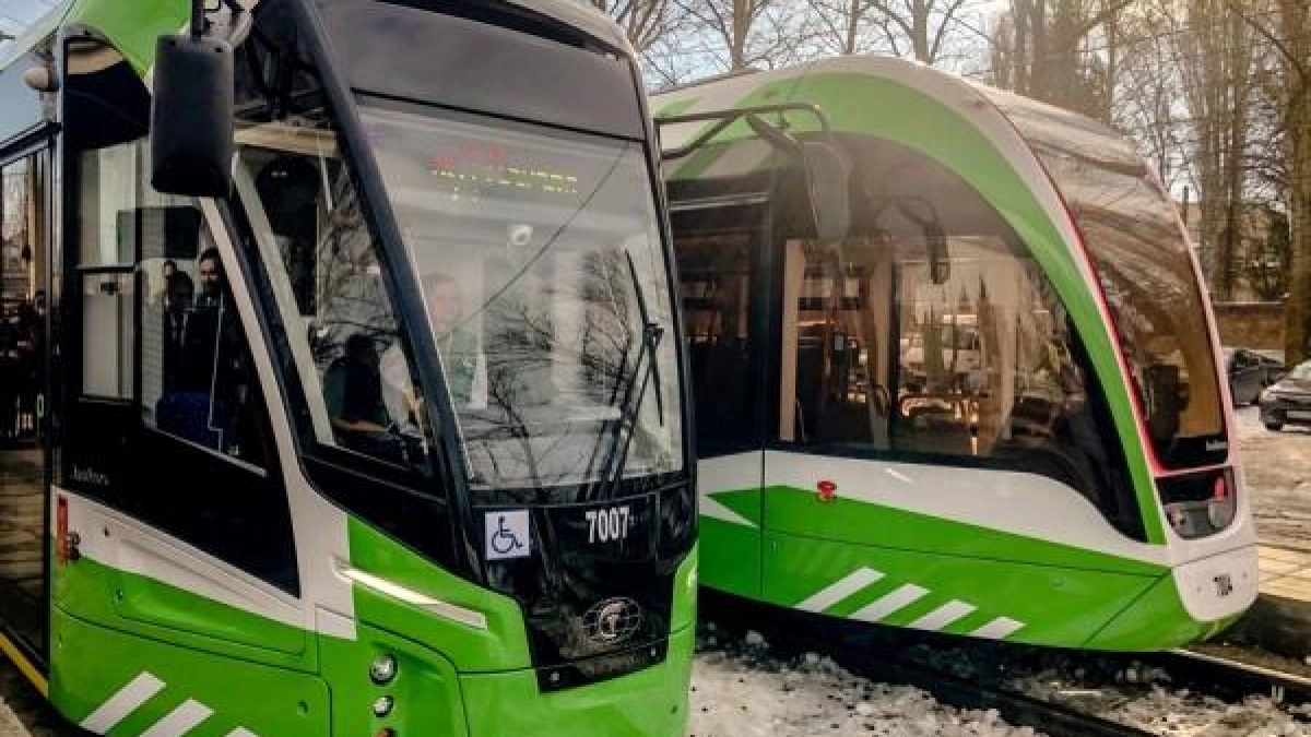 В Курске трамваи вернулись на маршрут после излома рельса