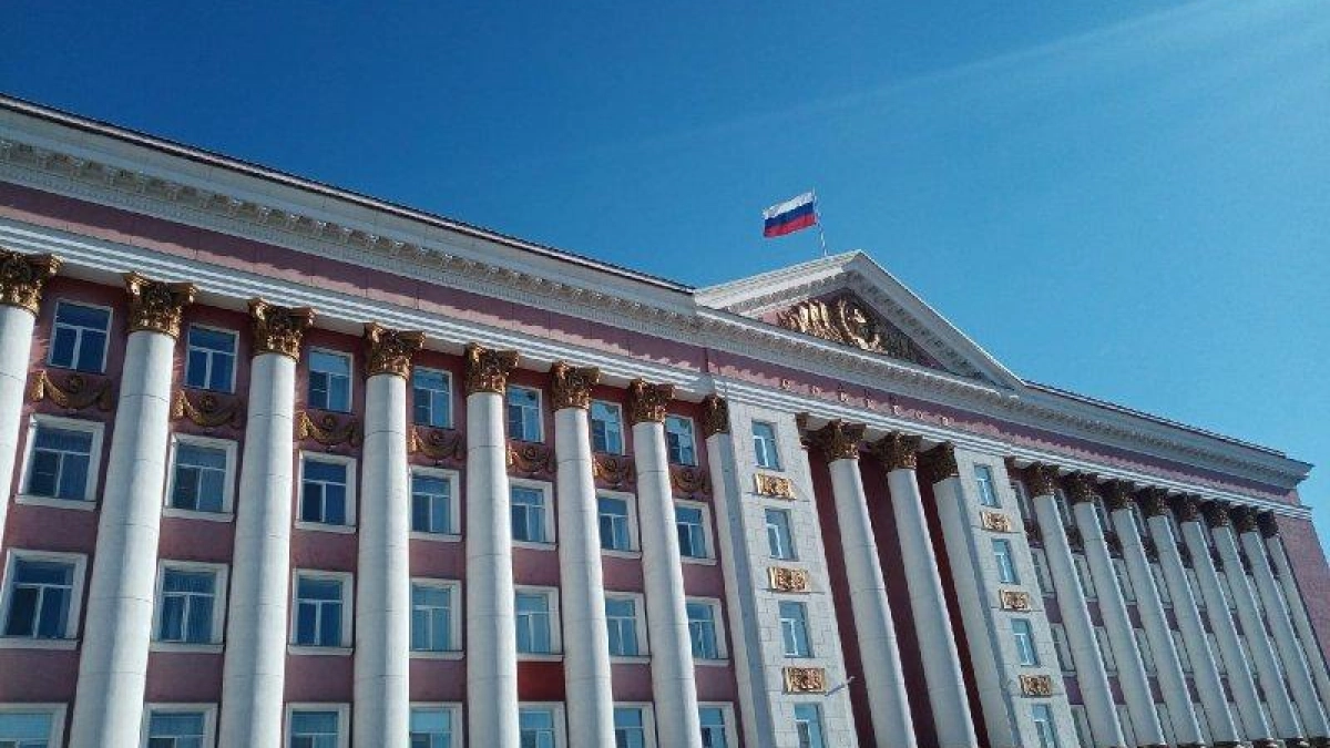 Курская область переходит на цифровые кадры: бумажные папки уходят в прошлое