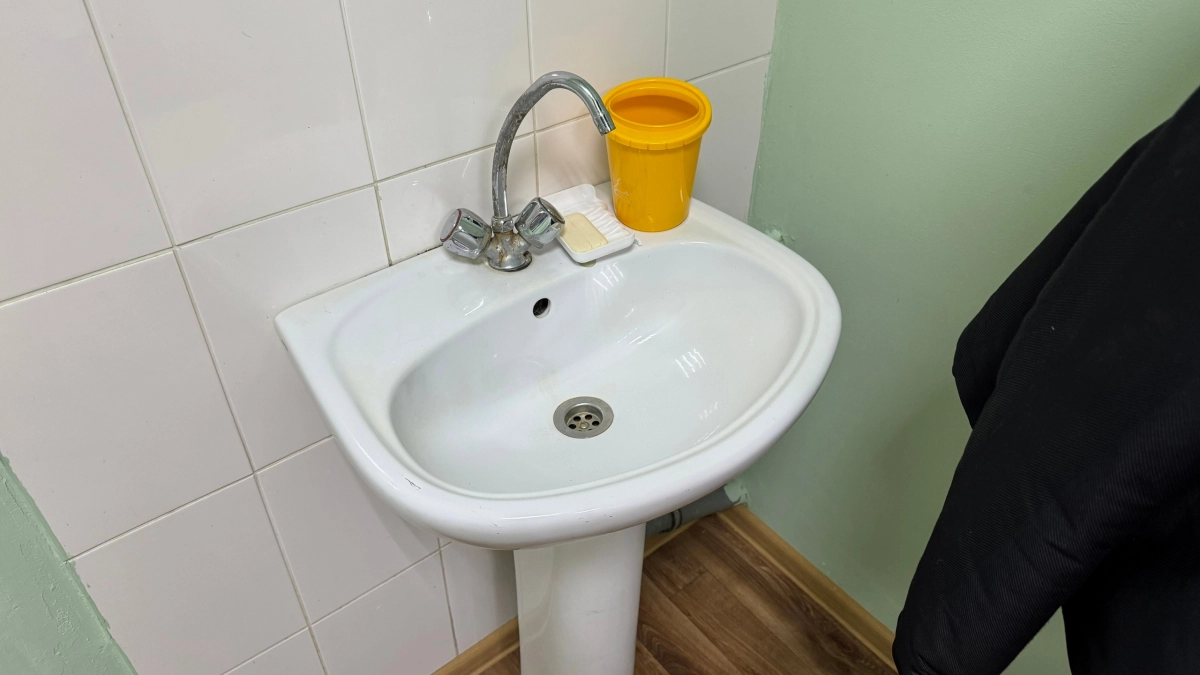 Трубы больше не мешают: новый сифон — ключ к порядку под мойкой