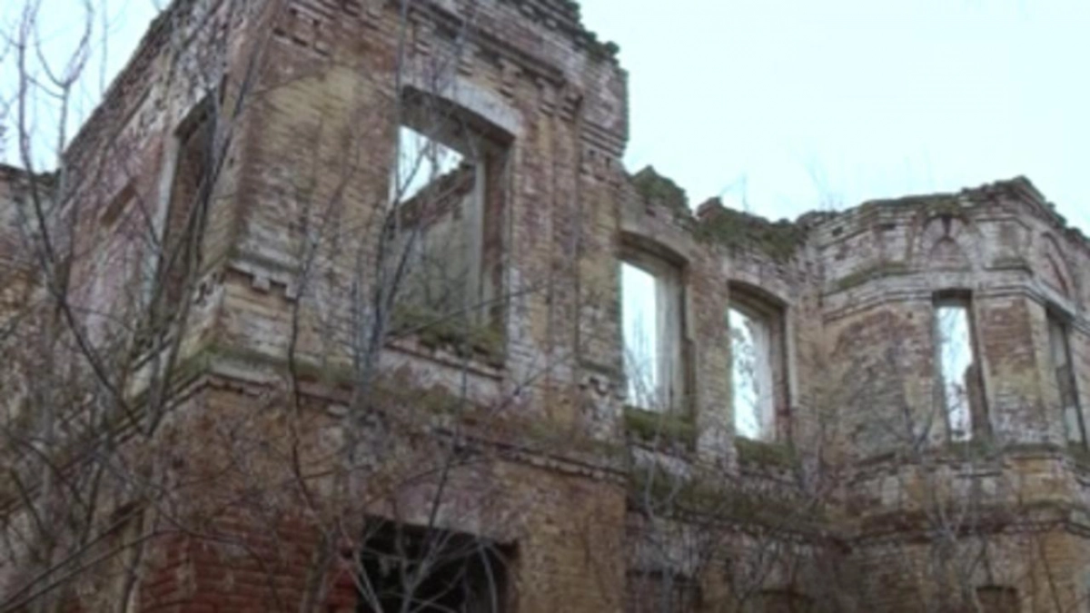 В Курской области займутся усадьбами Алехина и Романовых: от инвентаризации до реставрации