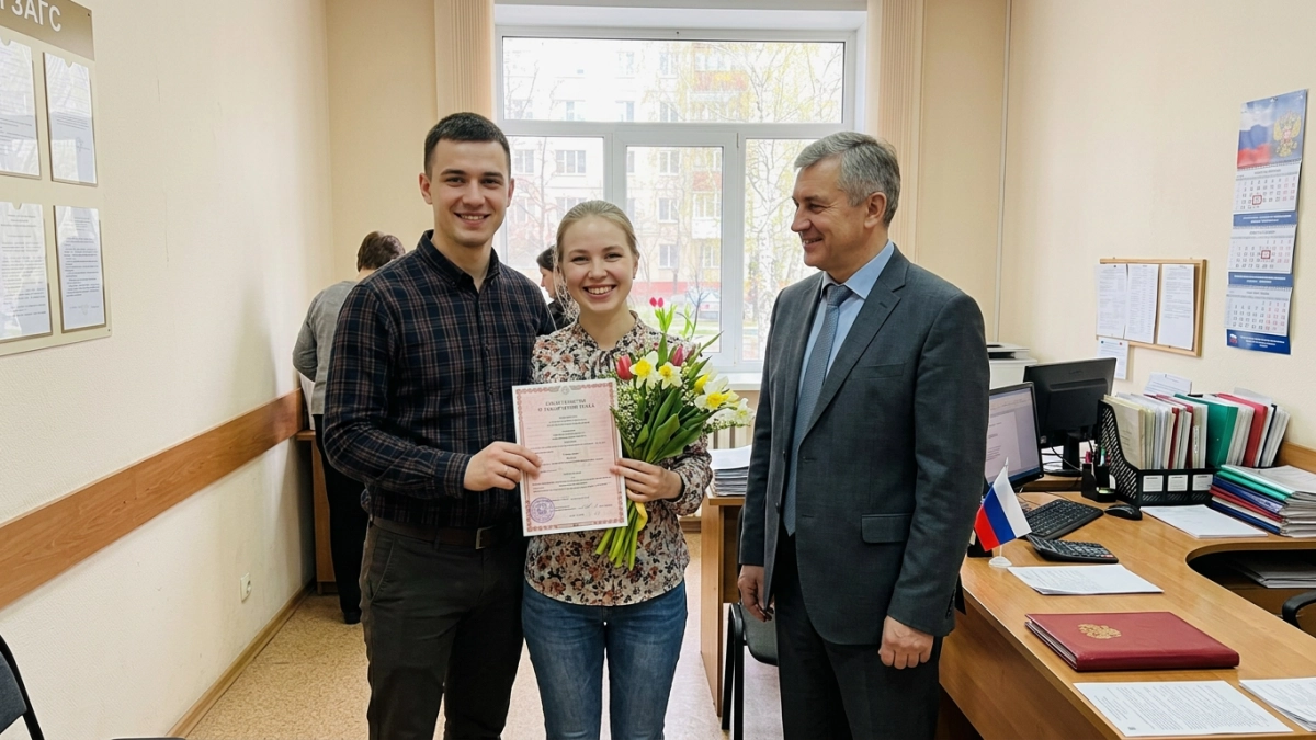 Десять курских семей получили сертификаты на улучшение жилья