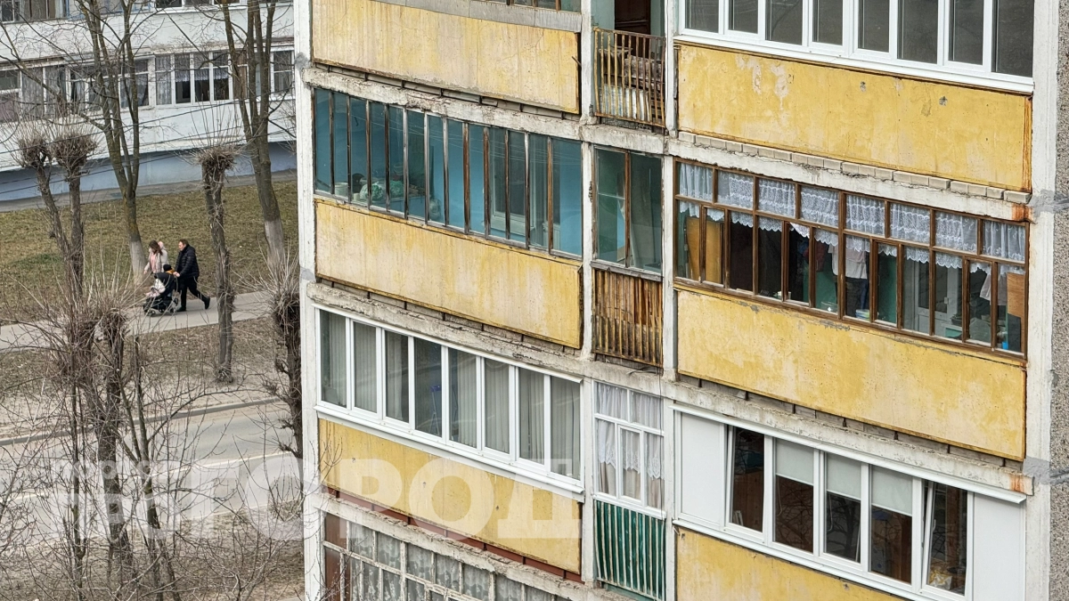 Что грозит за старые рамы: с апреля вступают новые правила остекления балконов — проверьте