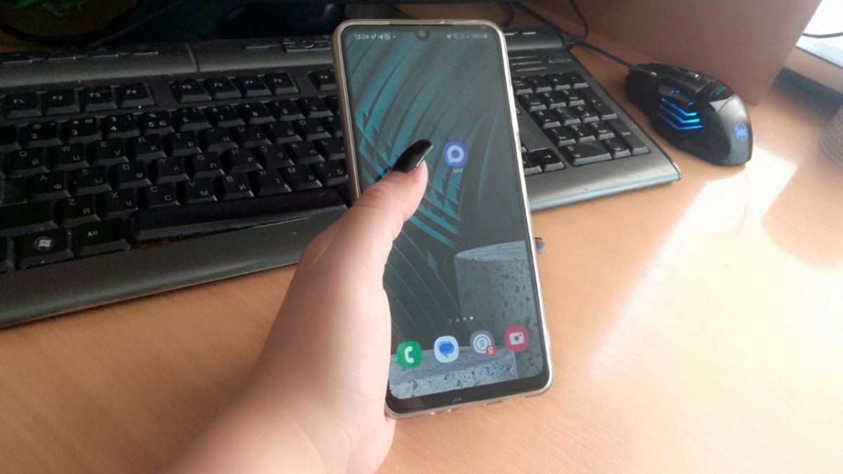 Скачал приложение — потерял все деньги: МВД раскрыло новую схему мошенников