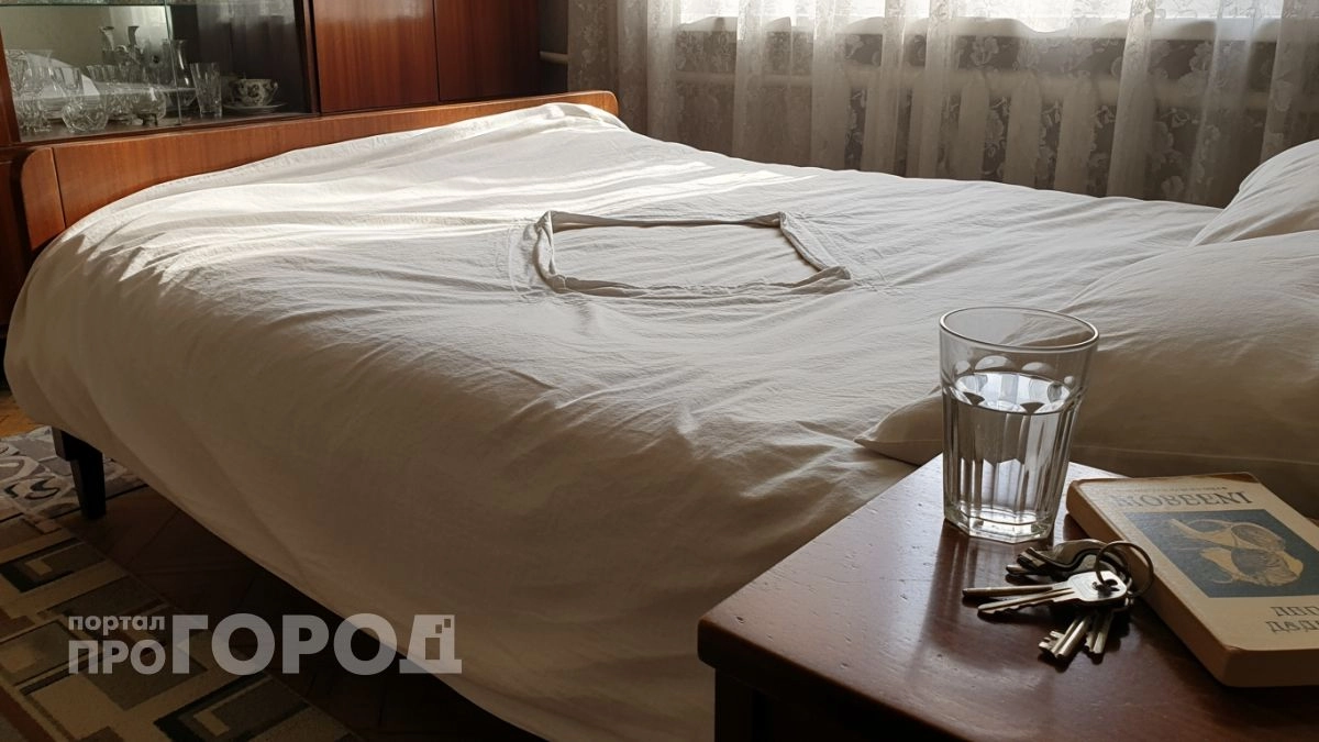 Вырез в советском пододеяльнике был гениальным решением: узнайте реальную причину такой формы изделия