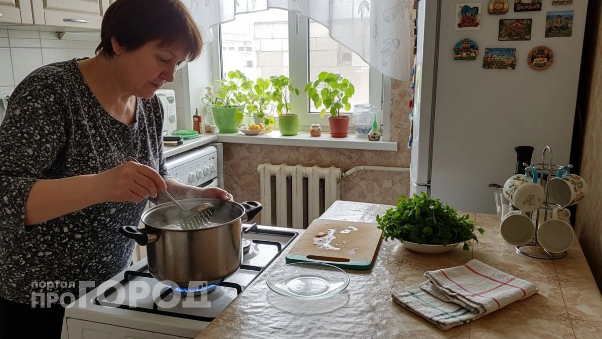 Больше не трачу часы на плиту: кидаю в кастрюлю одну копеечную деталь и говядина сама распадается на волокна