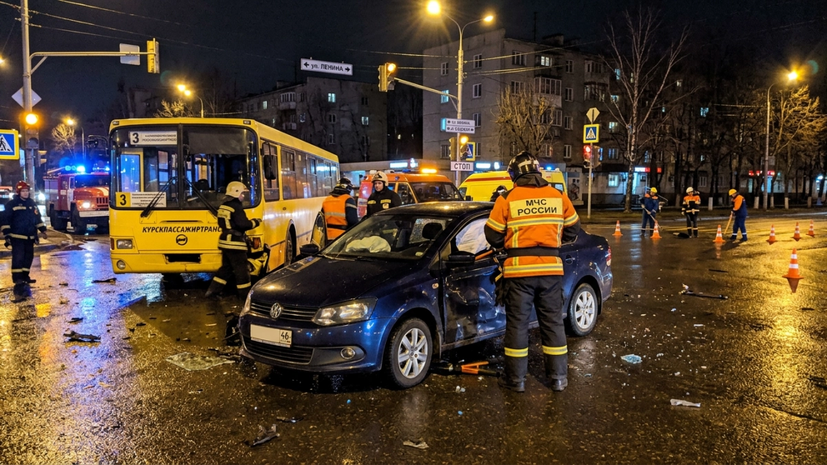 ДТП с автобусом, отмена угрозы БПЛА и рост цен на детсады: главные новости за 9 апреля