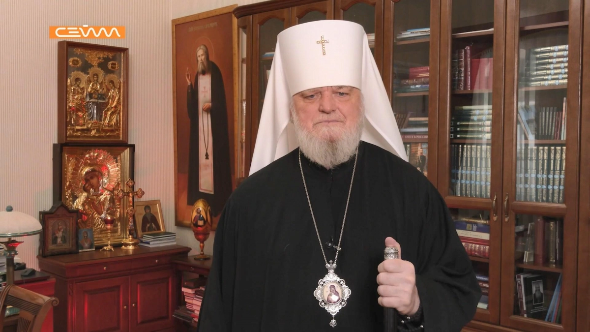 Митрополит Герман поздравил курян с Пасхой и пожелал скорейшего мира