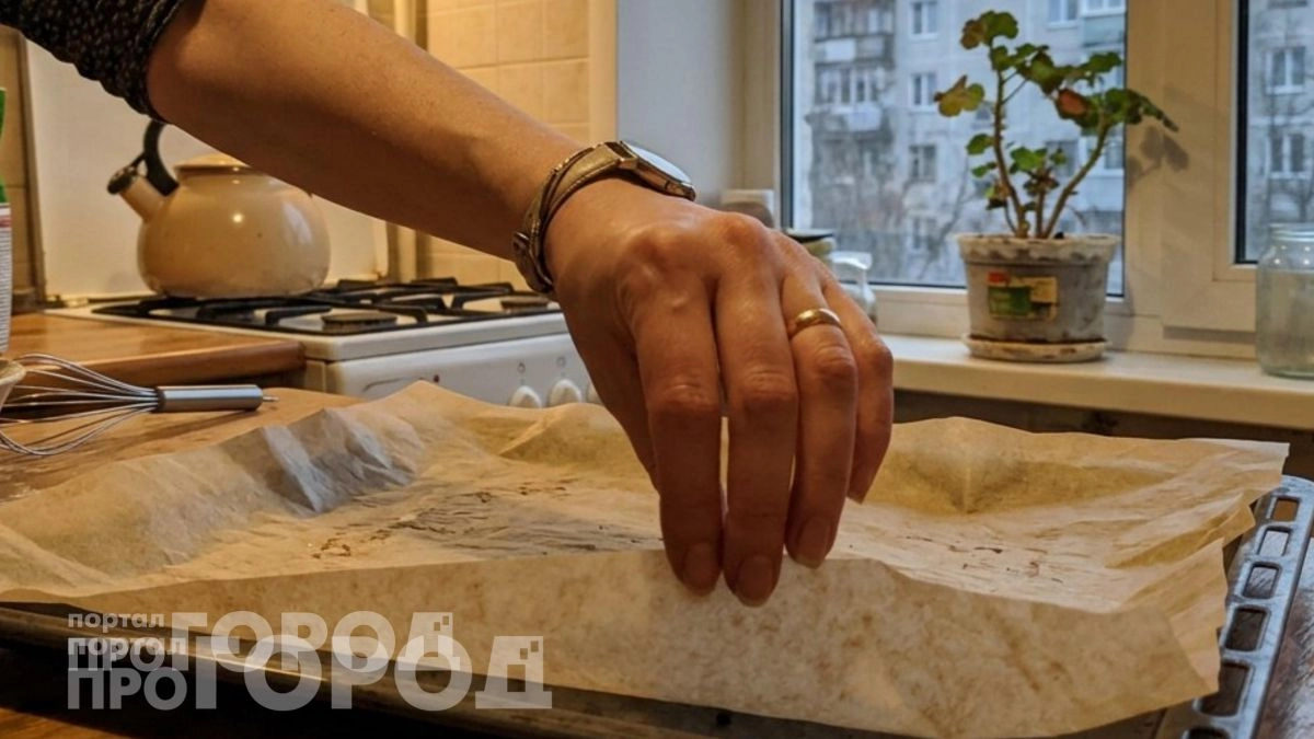 Перестаньте гадать с пергаментом: одна простая хитрость поможет вам навсегда забыть о пригоревшей выпечке