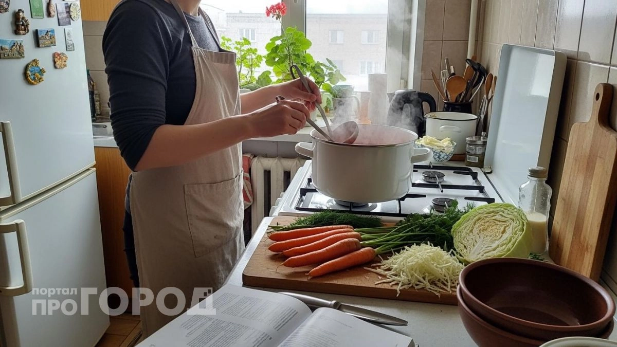 Перестаньте гадать что первым класть в щи: картофель или капусту чтобы суп всегда получался идеальным