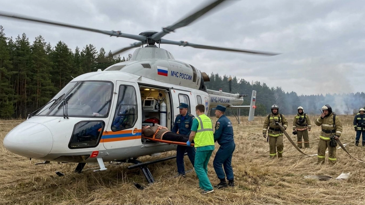 Вертолёт «Ансат» эвакуировал пострадавшего на учениях МЧС в Курской области