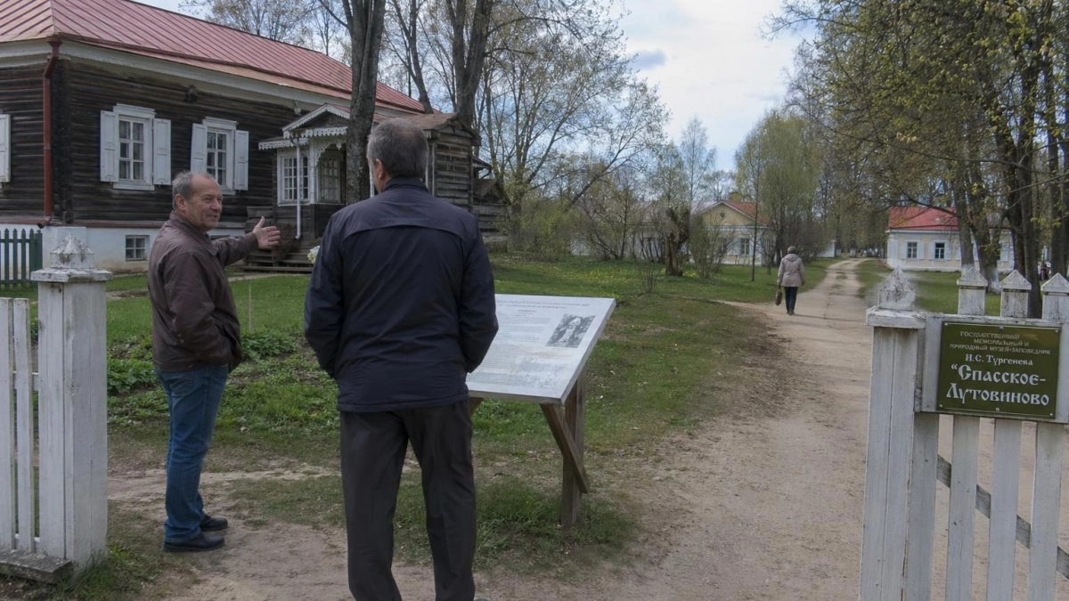 Депутаты единогласно утвердили нового главу Золотухинского района