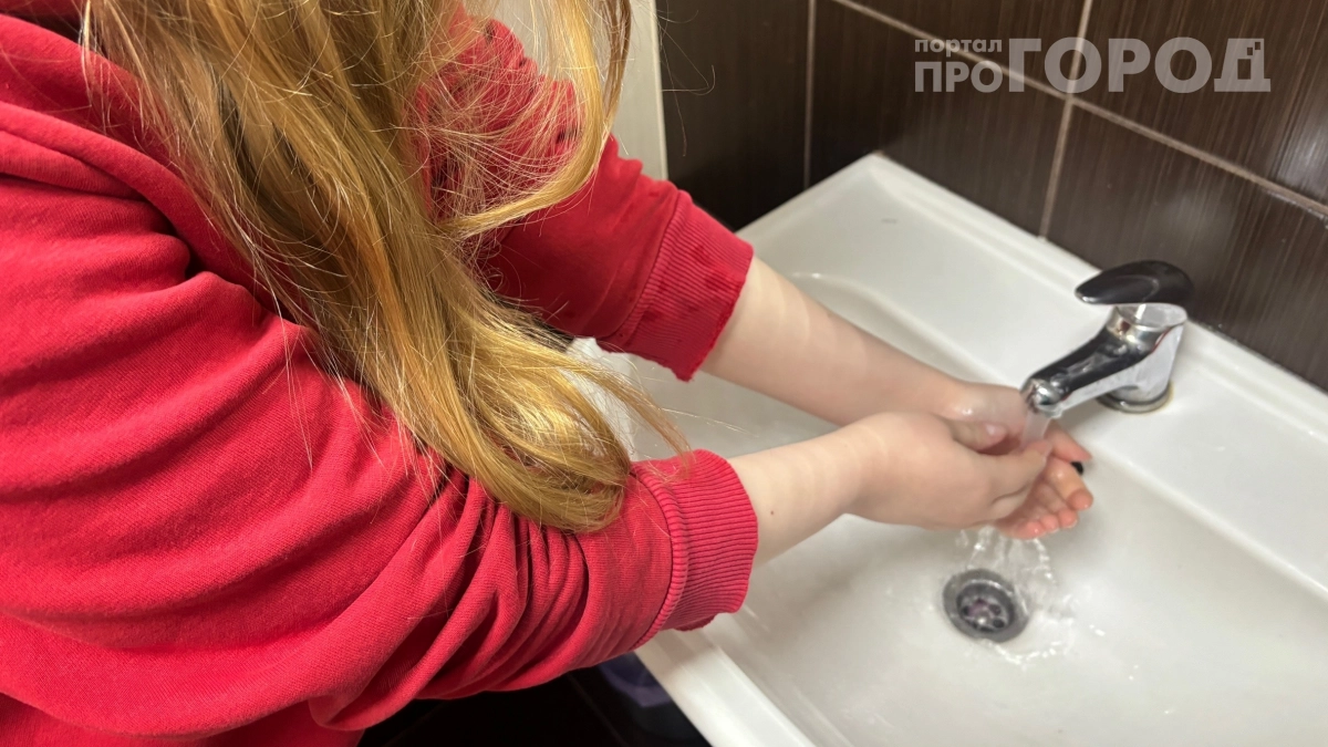 За ржавую воду тоже платим, а зря: почему вы имеете право не оплачивать эту «услугу» и как добиться перерасчёта