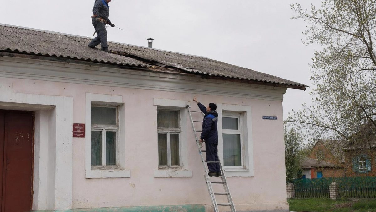 Атака на автомобиль и 60 сбитых дронов: итоги суток в Курской области