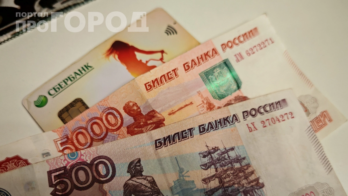 Даже родственников нельзя: за оплату чужой картой грозит лишение свободы
