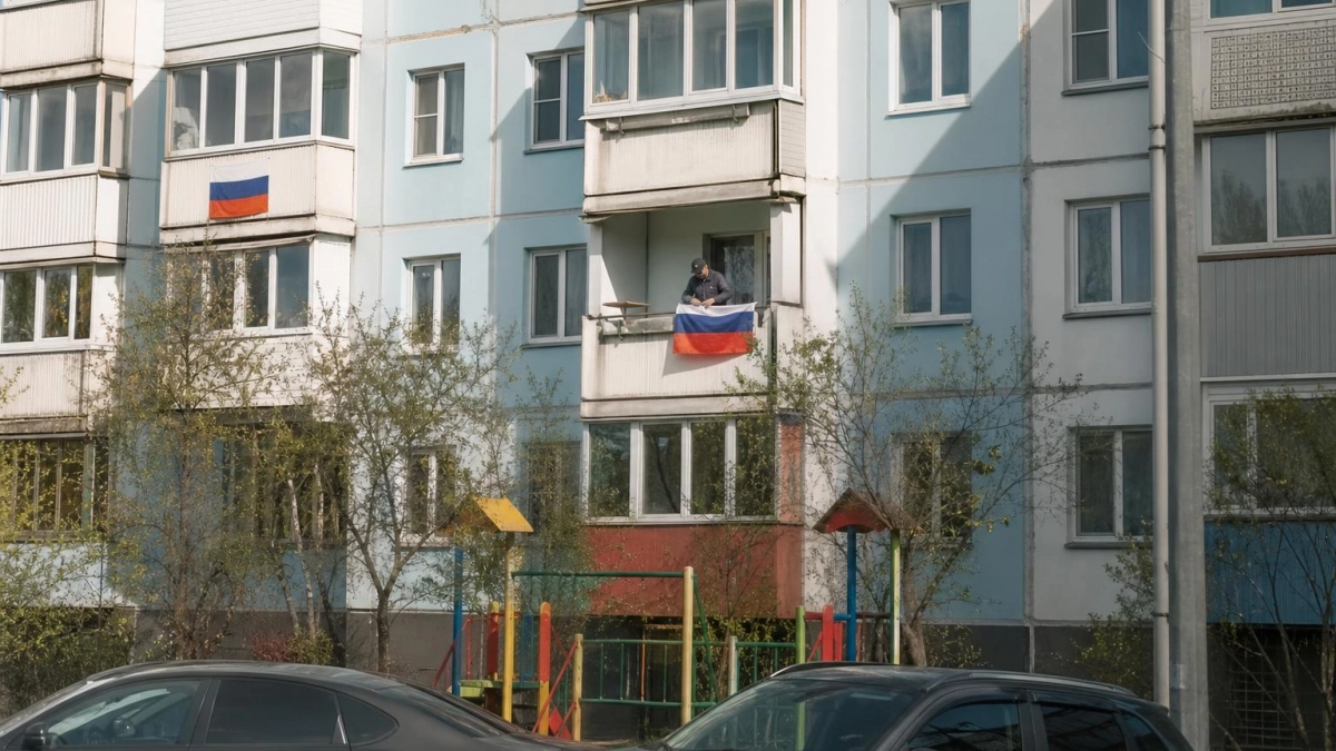 Глава Курска призвал украшать город флагами накануне Дня Победы