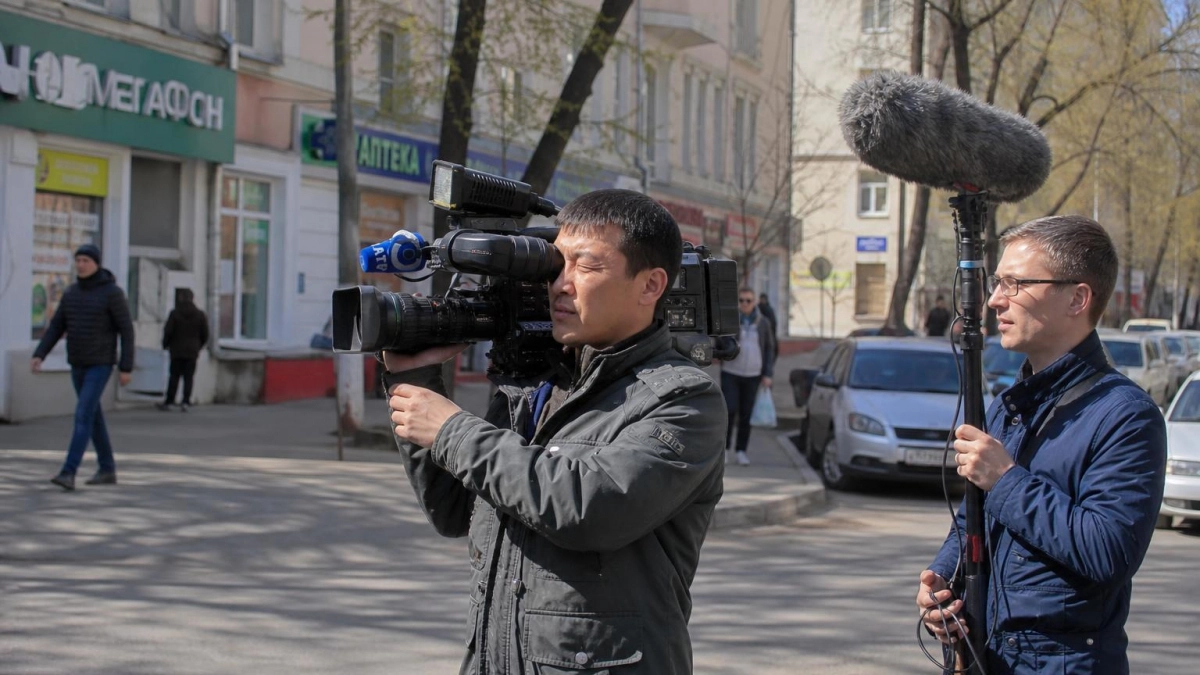 Раненый в Курске китайский журналист Лу Юйгуан готов вернуться для новых съёмок
