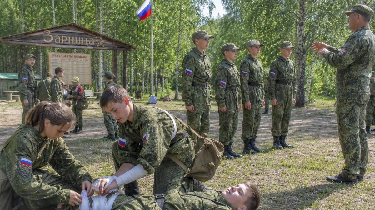 Школьники Курской области выявили лучших в «Зарнице 2.0»
