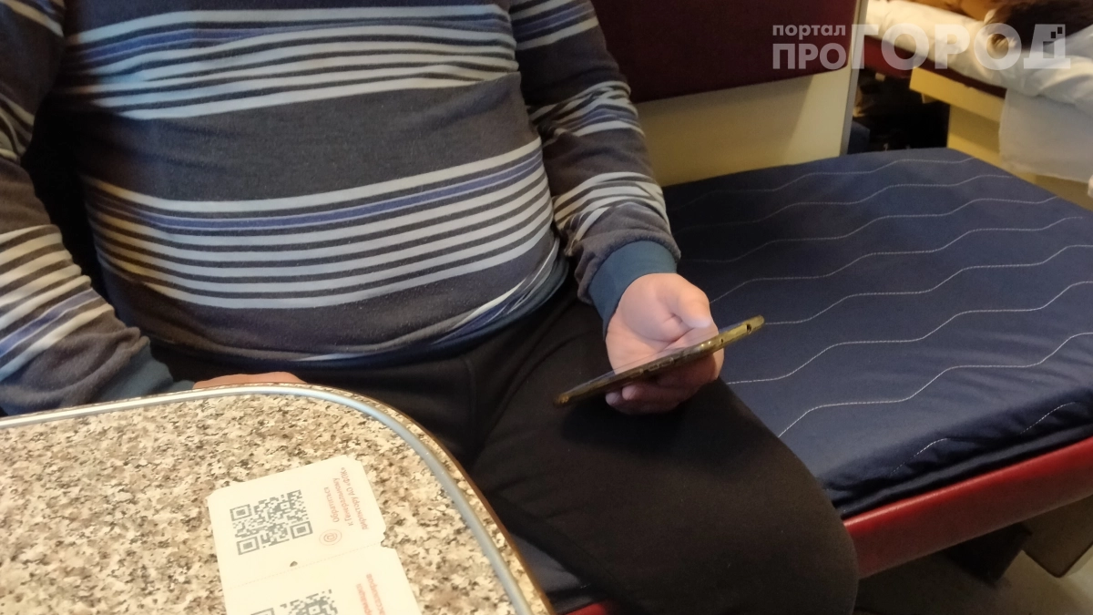 Нижняя полка — моя крепость: как отстоять своё место в плацкарте и не испортить поездку