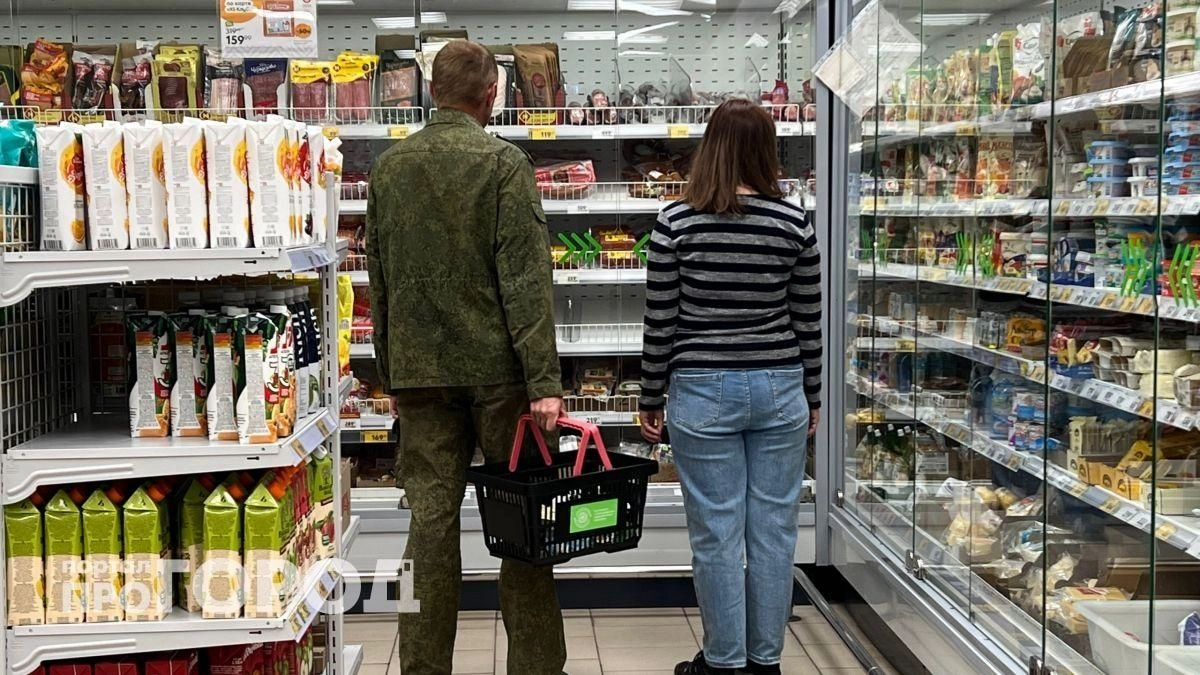 Двери магазинов скоро закроются для всех: Магнит и Пятерочка вводят жесткие ограничения для покупателей