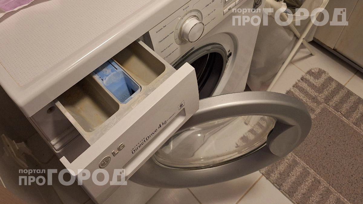 Хватит оставлять дверцу стиральной машины открытой: мастер объяснил почему это медленно убивает технику