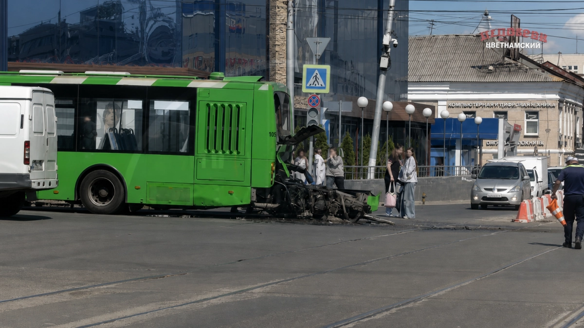 Двигатель выпал из автобуса на ходу: в Курской области шестой подобный случай