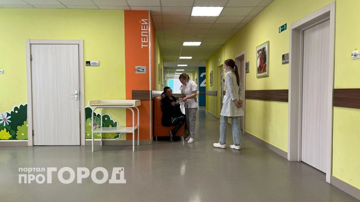 Вас обязывают подписывать бумаги в поликлинике: юрист объяснил, какой пункт лишает вас защиты данных