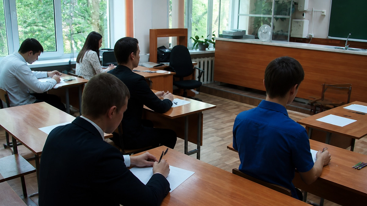 В Курске стартовали резервные дни ЕГЭ для выпускников и пересдающих