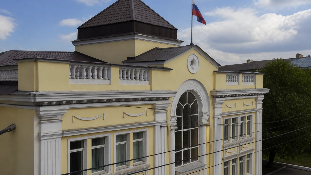 Прокуратура в Курске через суд добивается выплат супруге и детям погибшего добровольца