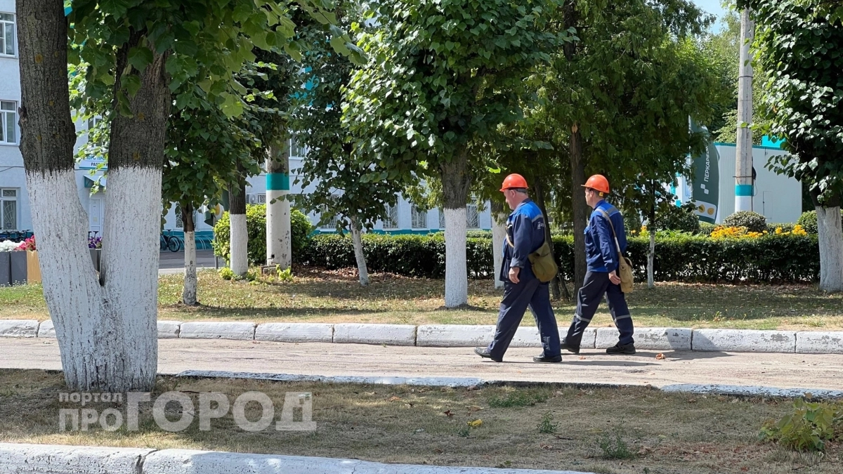 Офис остался в прошлом: вот пять рабочих профессий с доходом от 100 тысяч рублей даже без профильного опыта