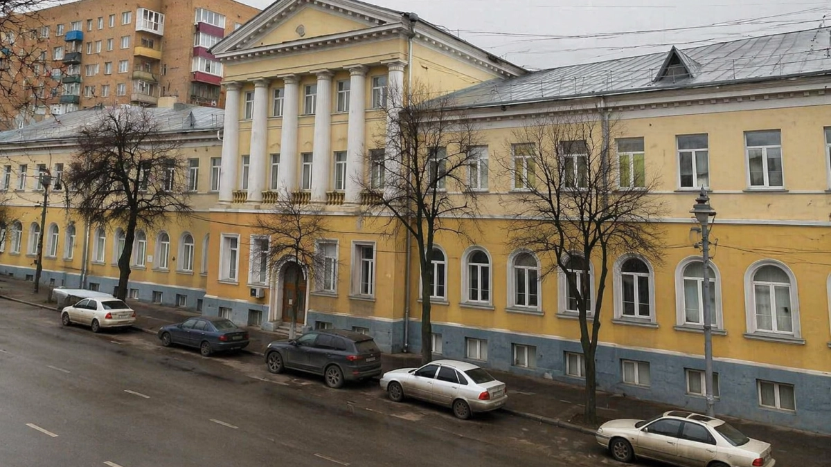 Хинштейн предложил ускорить подрядчика по ремонту перинатального центра в Курске