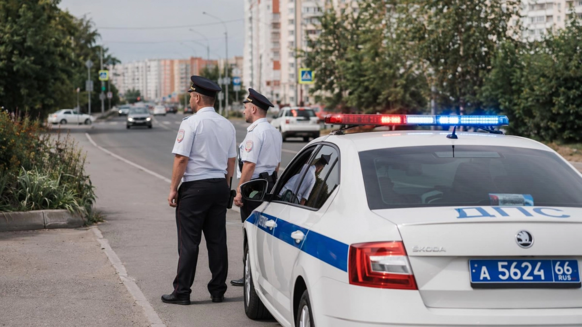 В Курске полиция ищет участника стрельбы на Энгельса после видео с домофона