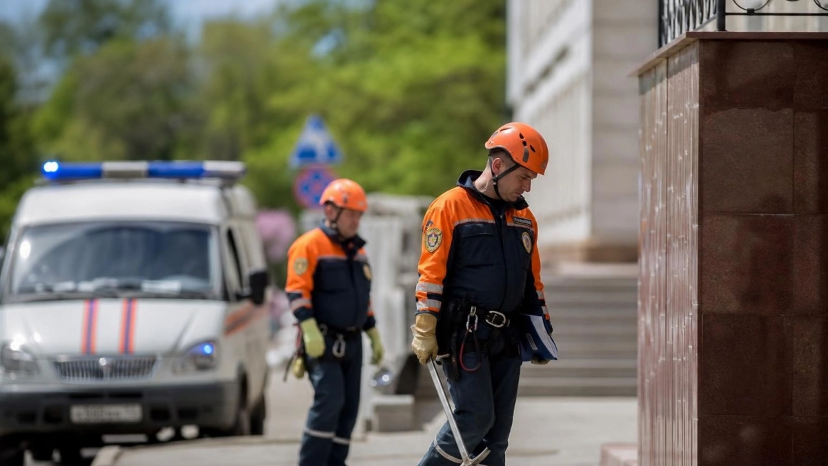 В Рыльске после атаки дрона у музыкальной школы выбило окна