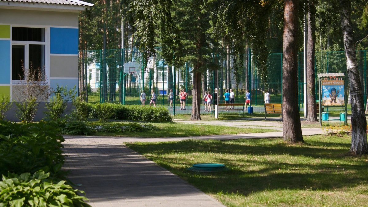 В Курской области обсудили безопасность и качество работы детских лагерей