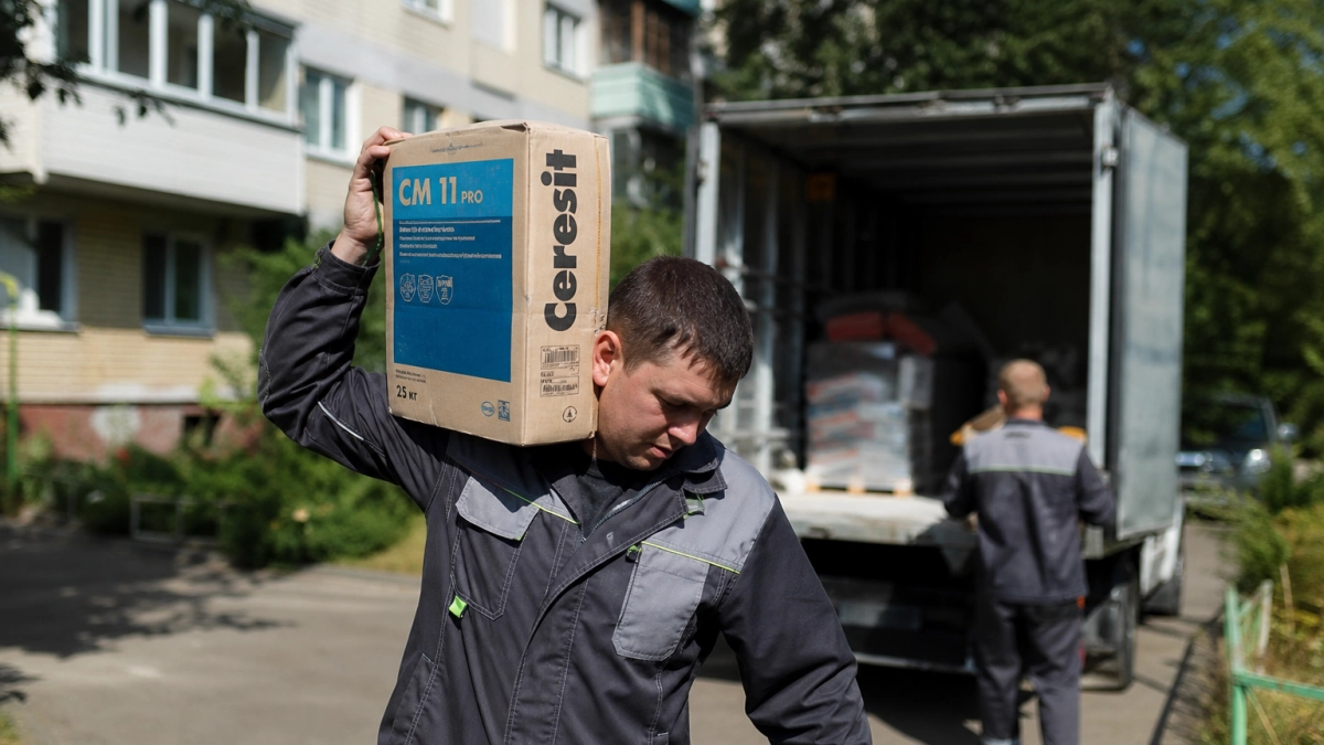 Пилот из Курска через суд взыскал с магазина оплату нанятых грузчиков