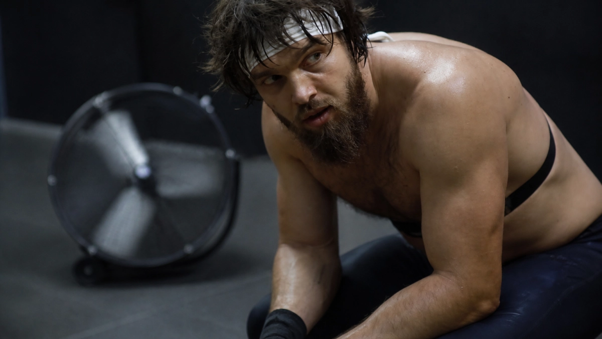 Курский спортсмен Шурупов уложился в лимит «STAY HARD» после 1000 бёрпи и подтягиваний