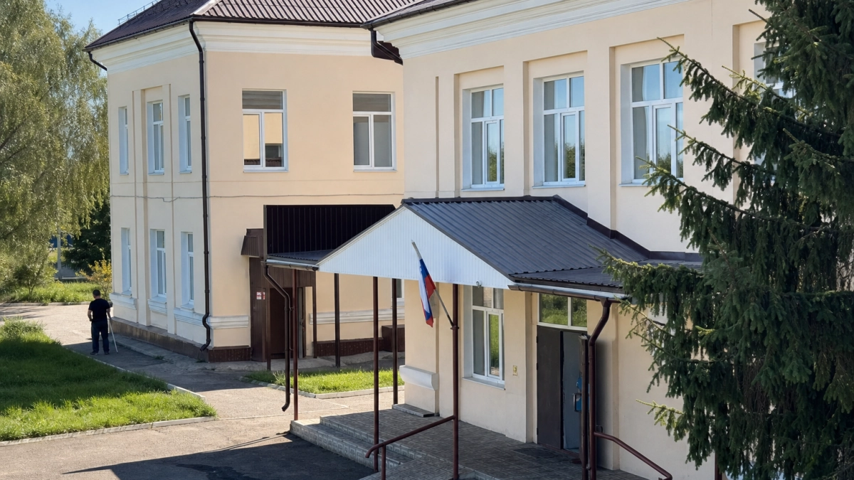 После выездного осмотра онкологов в Щигровском районе 11 человек направили на дообследование