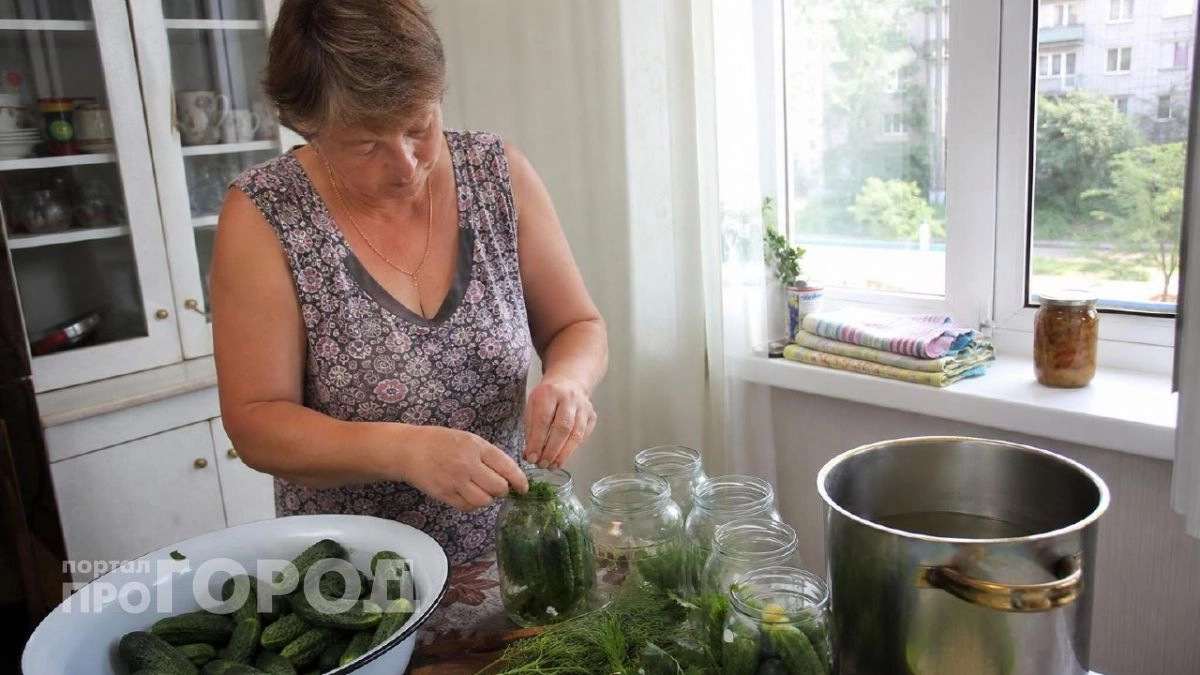 Добавляю в маринад один доступный продукт: огурцы получаются настолько хрустящими что гости просят рецепт