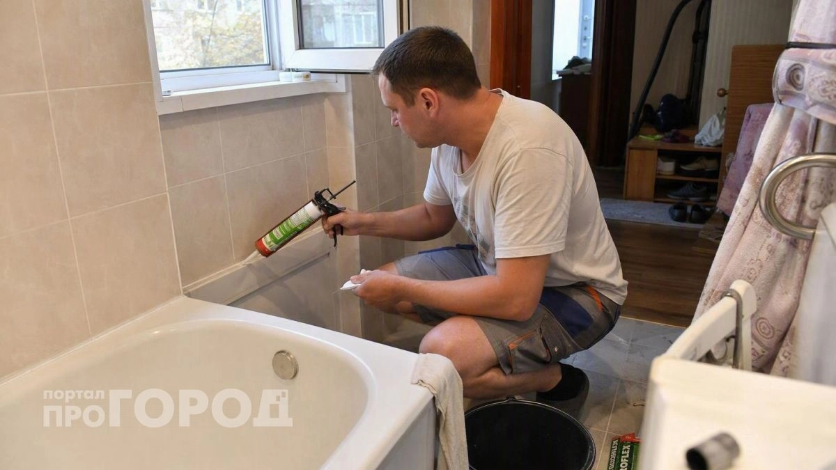 Выбросила герметик в мусорку: нашла аптечное средство за копейки, которое намертво закрывает щели в ванной