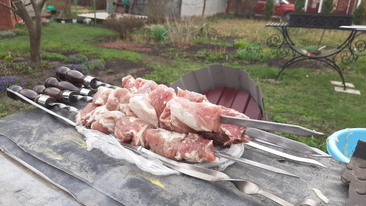 Больше никакой шеи: я нашел бюджетный отруб для самого мягкого шашлыка, который тает во рту моментально
