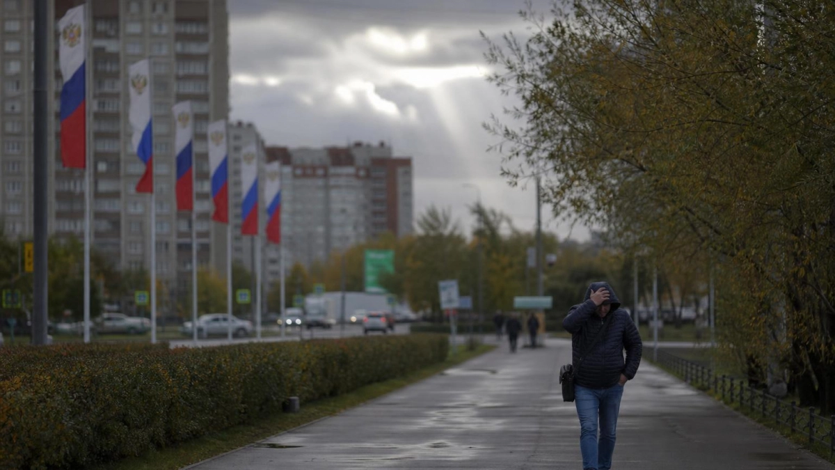 В Курской области в субботу порывы ветра усилятся до 18 метров в секунду